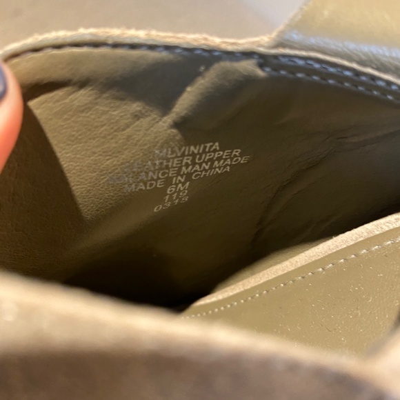 Marc Fisher Heels - Picture 8 of 10